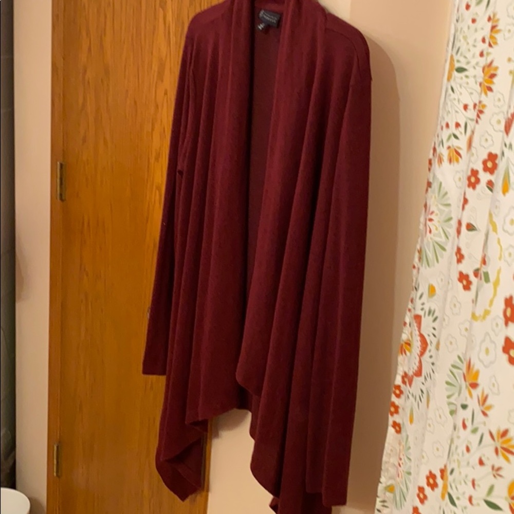 Soft and pretty maroon color sweater